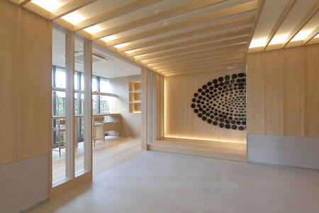 エントランスホール