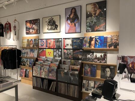 ポップアップショップイメージ （HMV record store）